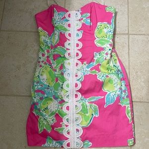 Women’s Lily Pulitzer strapless dress.  Vibrant colors!  Like New!  Size 4